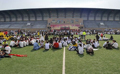 濮陽醫(yī)學高等專科學校膜結(jié)構(gòu)看臺設計效果圖